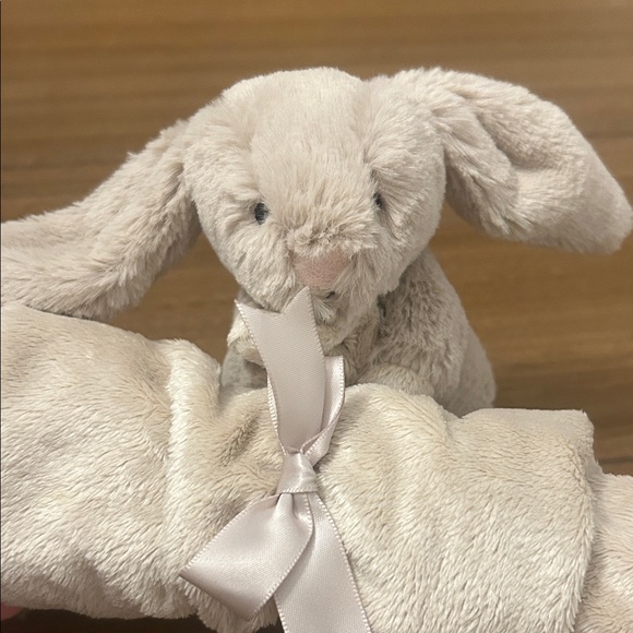 Jellycat Bashful Bunny Soother - Picture 3 of 3